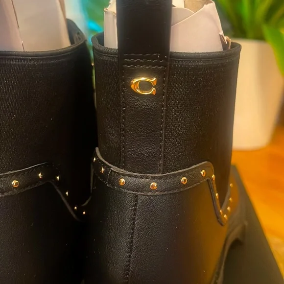✨Please read⭐️Coach Lory Leather Booties in Black-TWO DIFFERENT SIZESPLEASE READ - Picture 7 of 12